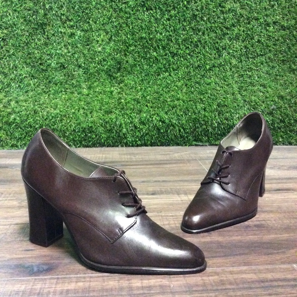 Vintage Lace Up Chunky Heel Westies